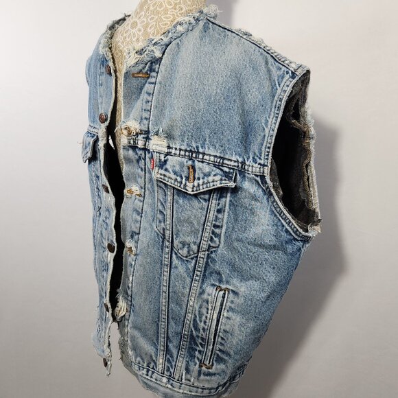 Levi's Mens Size Large Blue Denim Distressed Shredded Trucker Vest Jacket Grunge - Picture 7 of 14